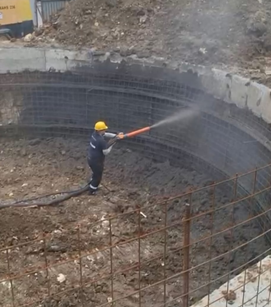 Science des Matériaux et Efficacité Opérationnelle du Béton Projeté